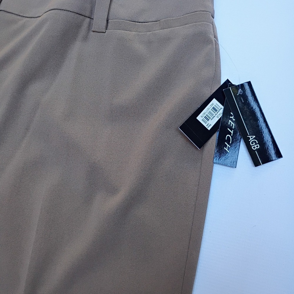 AGB Women’s Size 16 Brown Mid-Rise Straight Capri Pants w/ Back Pocket